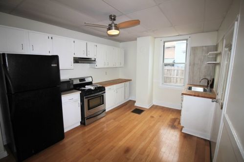 452 Pearl St, Pittsburgh PA  15224-1934 exterior