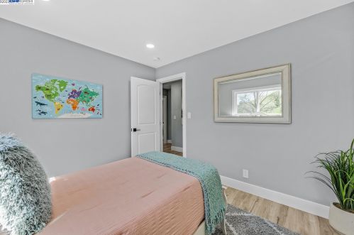 1945 Jameson Ct, Concord CA 94521-1609 exterior