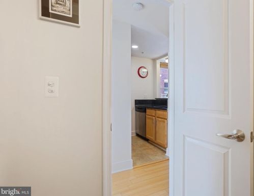 1108 Columbia Rd, Washington DC 20009-5349 exterior