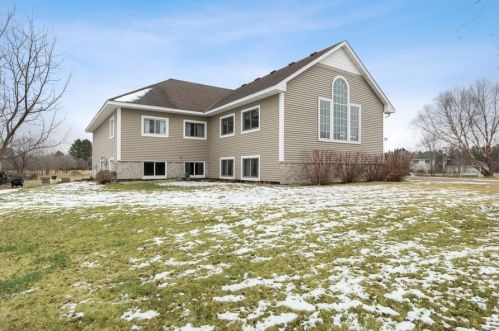 31419 131st St, Princeton, MN 55371-9101