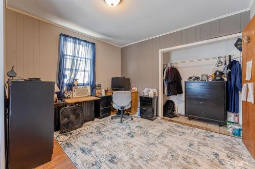 366 Oak St, Perth Amboy NJ 08861-4039 exterior