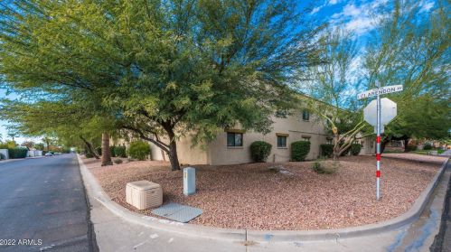 3030 Clarendon Ave, Phoenix AZ 85016-7054 exterior