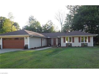 5270 Park Side Trl, Cleveland, OH 44139-1116