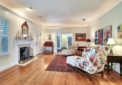 2820 Fountain Blvd, Tampa FL  33609-4012 exterior