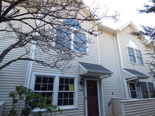 712 Faulkner Dr, Hackettstown NJ  07840-1607 exterior