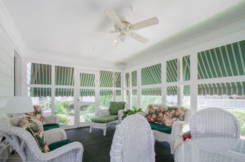 216 Cedar Ave, Red Bank NJ 07704 exterior