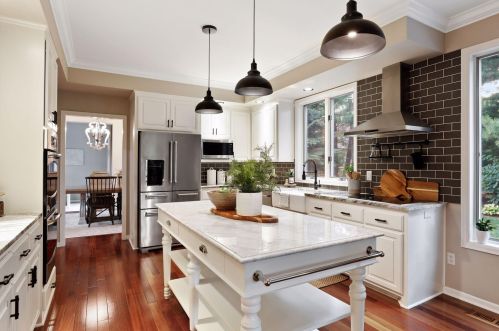 8932 Hunters Trl, Saint Paul MN  55125-9182 exterior