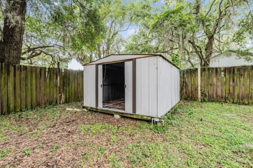 1505 Louisiana Ave, Tampa FL  33610-6032 exterior