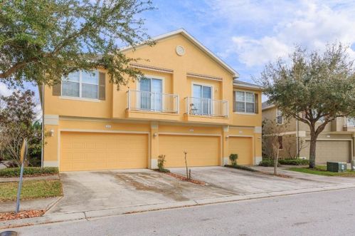 6736 Eagle Feather Dr, Riverview, FL 33578-8816