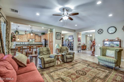 2562 Lantana Dr, Chandler AZ 85286-2446 exterior