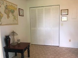 518 Floresta Dr, Fort Pierce FL 34983-8614 exterior