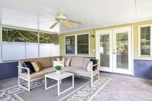 625 Jamaica Ave, Tampa FL  33606-3928 exterior