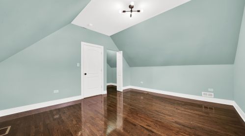 2052 68 Pl, Chicago IL 60629-4126 exterior