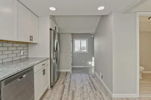 157 Naugatuck Ave, Milford CT 06460-6040 exterior