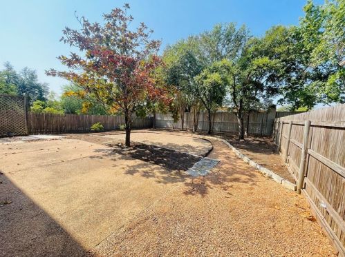 2638 Cascade Fls Dr, Austin TX 78738-5347 exterior