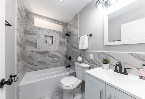 8841 Palmetto Ave, Milwaukee WI  53225-5009 exterior