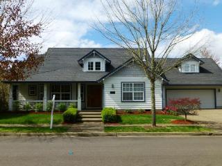 3044 Grand Cayman Dr, Eugene, OR 97408-7414