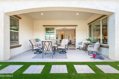 22417 29 Pl, Phoenix AZ 85040 exterior