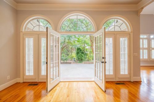 8515 Royal Troon Dr, Duluth GA 30097-1697 exterior