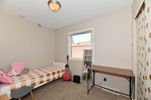 2726 110th St, Milwaukee WI  53227-3015 exterior