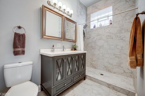 2439 Adams St, Chicago IL 60612-2921 exterior