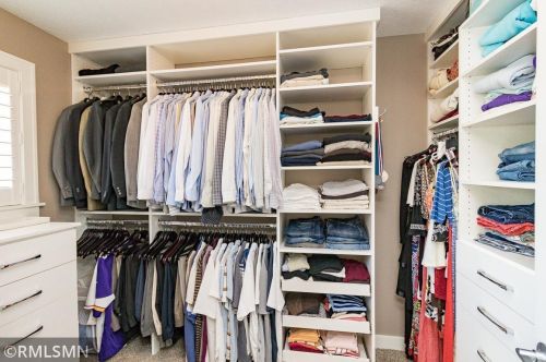 1329 Hartford Ave, Saint Paul MN 55116-1648 exterior