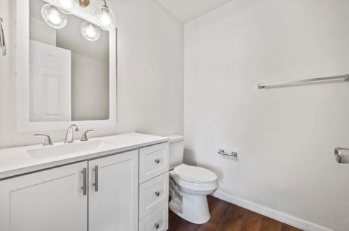 1702 Hampshire Ln, Fort Pierce FL 34953-2046 exterior