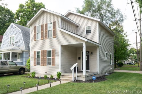 531 Adams St, Grand Rapids, MI 49507-1833