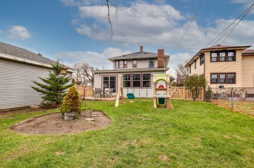 303 Stewart Ave, Waukegan IL 60085-2061 exterior