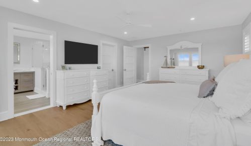 400 Newark Ave, Point Pleasant Beach NJ 08742-4141 exterior