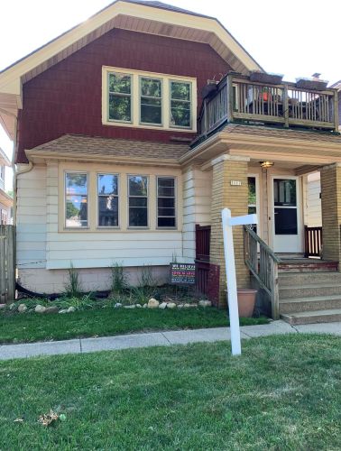 3115 Taylor Ave, Milwaukee, WI 53207-2723
