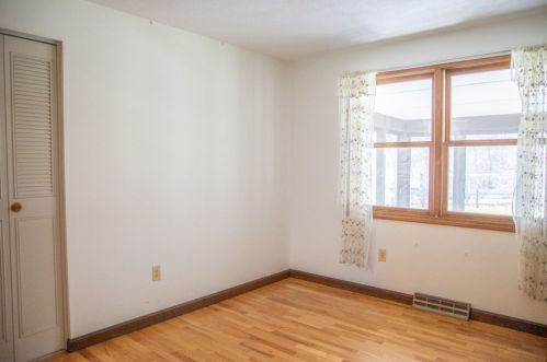 123 Bear Hole Rd, West Springfield MA 01089-1631 exterior