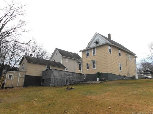 123 Hawthorne Ter, Torrington CT 06790-5157 exterior