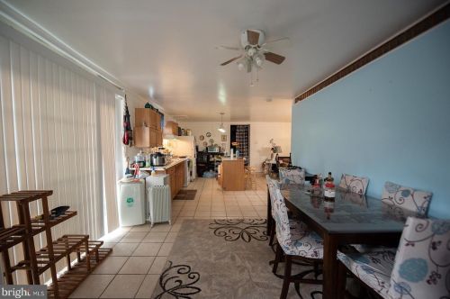 857 Prince St, Lancaster PA 17603-5811 exterior