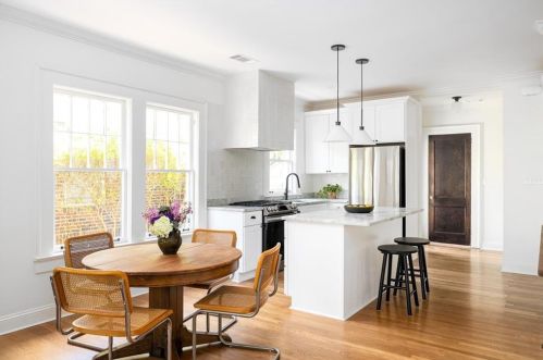 1725 Melrose Dr, Atlanta GA  30310-4538 exterior