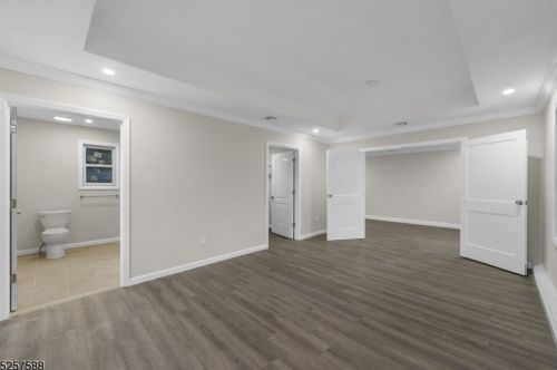 114 Woodlawn Ave, Bridgewater NJ 08807-2031 exterior