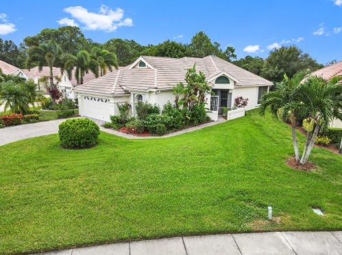 540 New Castle Cv, Fort Pierce FL 34986-3406 exterior