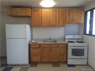 2609 Kapiolani Blvd, Honolulu HI  96826-4889 exterior