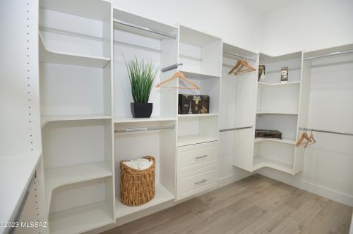 2302 5th St, Tucson AZ  85719-5209 exterior