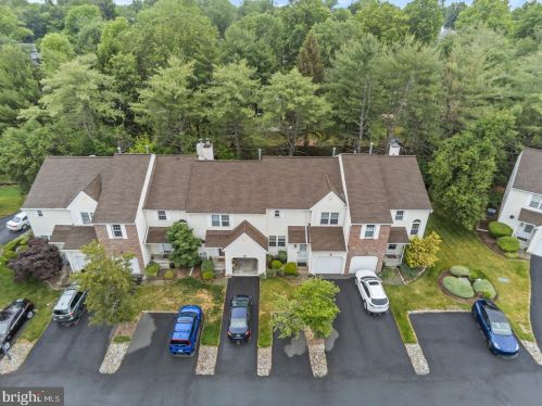 24 Revere Ct, Trenton NJ  08628-3610 exterior