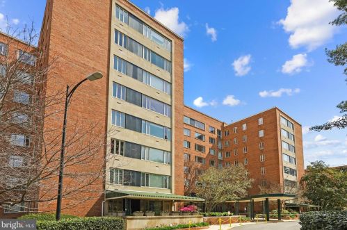 4301 Massachusetts Ave, Washington DC  20019-5623 exterior