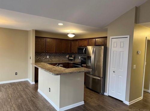 16250 Grandview Dr, Macomb Township MI  48044-4067 exterior