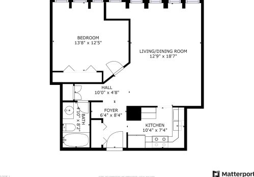 100 Walton St, Chicago IL  60611-1448 exterior