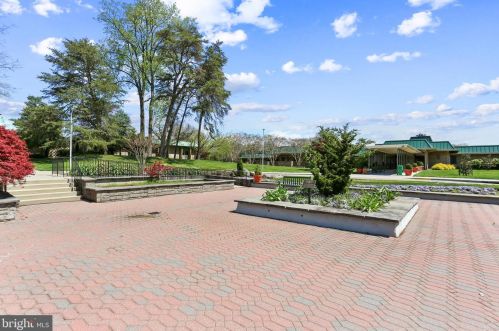 3005 Leisure World Blvd, Silver Spring MD  20906-8338 exterior