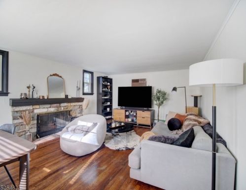 6 Dogwood Ter, Livingston NJ 07039 exterior