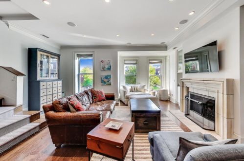 2116 Halsted St, Chicago, IL 60614-4316