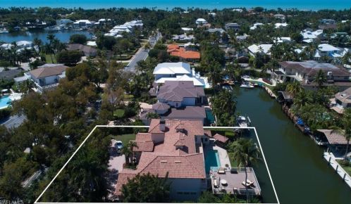 453 18 Ave, Naples FL 34120-3556 exterior