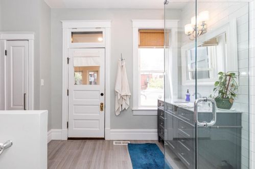 3882 Humphrey St, Saint Louis MO 63116-4825 exterior