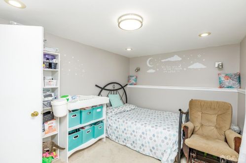 527 Rockport Rd, Hackettstown NJ 07840-5224 exterior