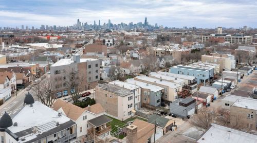 2946 Rockwell St, Chicago IL 60647-4087 exterior